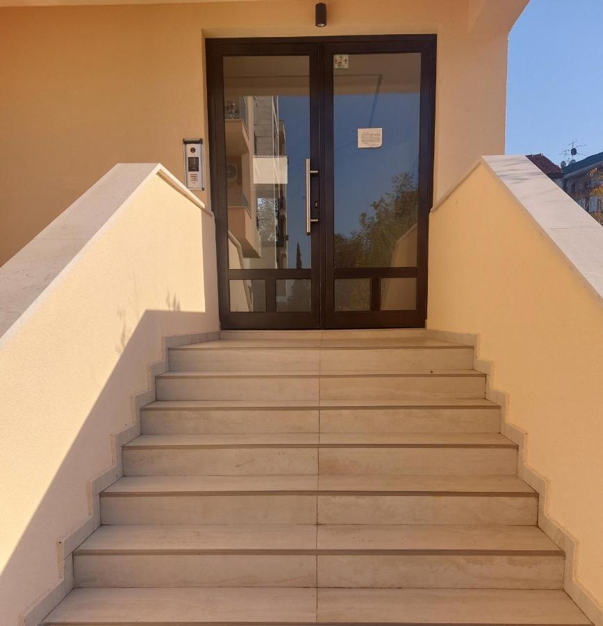 Aria Apartmani Podgoriţa Exterior foto